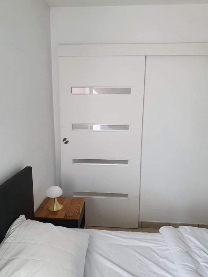 Logement Entier, Calme, Hyper Equipe Сен-Лоран-де-ла-Саланк Экстерьер фото