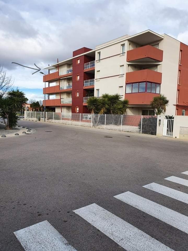Logement Entier, Calme, Hyper Equipe Сен-Лоран-де-ла-Саланк Экстерьер фото